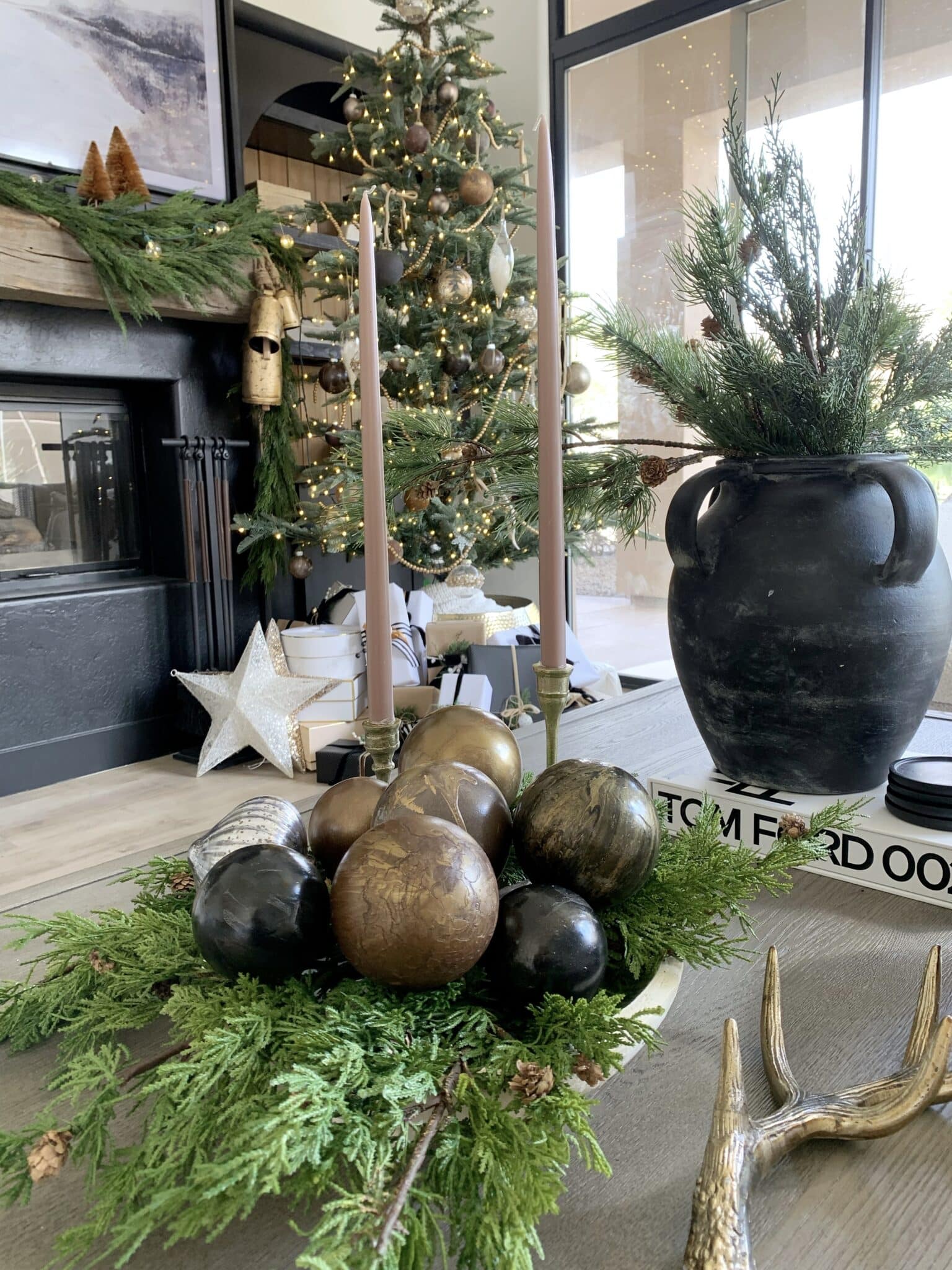 CHRISTMAS HOME TOUR 2021 - Elpetersondesign